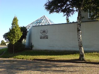 Radweg Berlin - Usedom: Otto-Lilienthal-Museum n Anklam