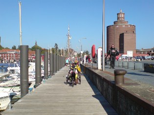 Auf der Hafenpromenade in Eckernförde