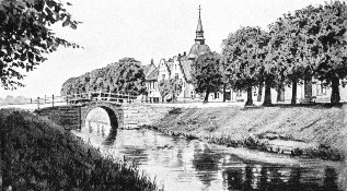 Stadtansicht mit der Großen Brücke am Mittelburggraben in Friedrichstadt