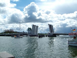 Blick auf die Schleibrücke in Kappeln