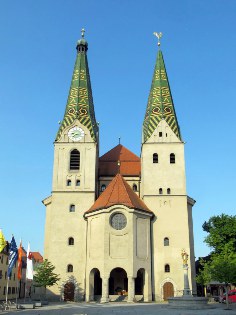 Stadtpfarrkirche St. Walburga in Beilngries - Altmühltal-Radweg