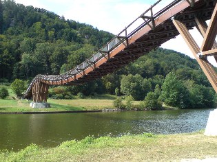 Der 'Tatzlwurm' am Altmühltal-Radweg