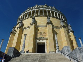 Befreiungshalle in Kelheim - Altmühltal-Radweg