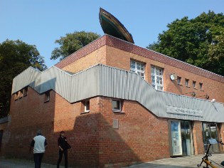 Radweg Berlin - Usedom: Wolf-Kahlen-Museum in Bernau