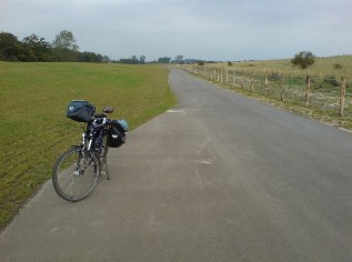 Niet- und nagelneuer Ostseeküsten-Radweg nördlich von Dahme