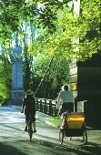 Kabelhängebrücke in Langenargen Kabelhängebrücke in Langenargen, Bodensee-Radweg