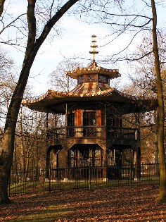 Chinesischer Turm in Donaustauf, Donau-Radweg