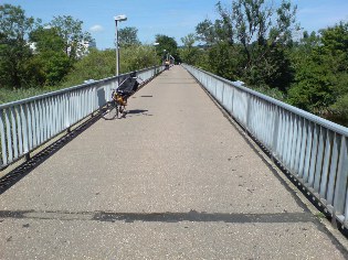 Brücke des Donau-Radwegs in Ulm