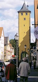 Oberes Tor in Haßfurt, Main-Radweg