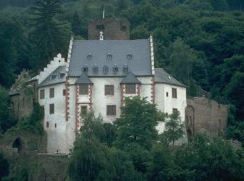 Mildenburg in Miltenberg, Main-Radweg