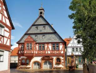 Altes Rathaus in Wörth am Main, Main-Radweg