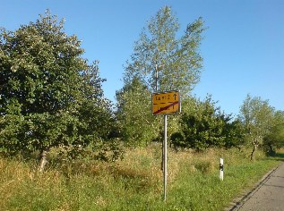 Von Leist 1 geht es schnurstracks weiter nach Leist 2 - Unterwegs auf dem Ostsee-Radweg