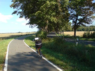 Geht doch! Neuer Fuß- und Radweg bei Varbelvitz; Ostsee-Radweg; Insel Rügen